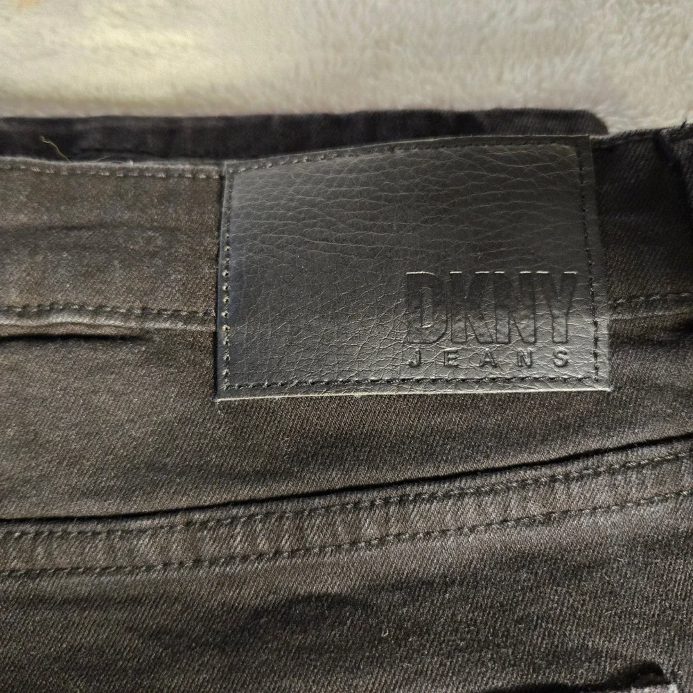 DKNY Jeans Mens 38x34 Black Rinse Straight Fit Stretch Denim Pants 1529147 2 Prs